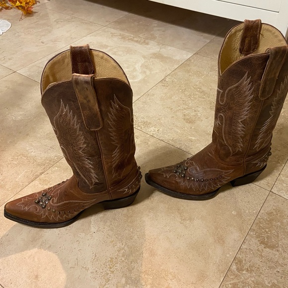 IDYLLWIND BOOTS✨ - Picture 3 of 5